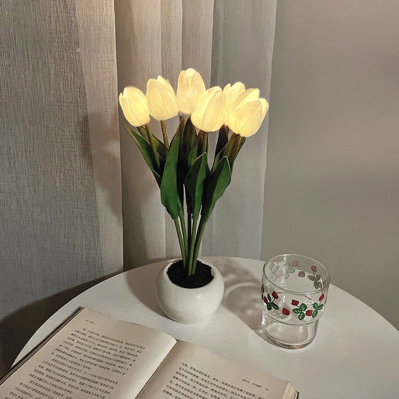 Lampe de Chevet Tulipe LED – Ambiance Douce et Design Élégant